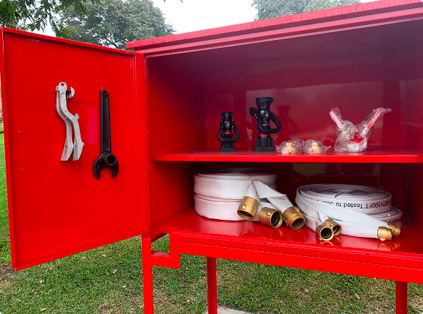Red de casetas de ataque rápido e hidrantes para equipos de brigada 01